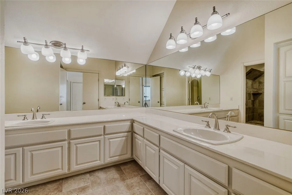 3144 Bel Air, Las Vegas, NV 89109