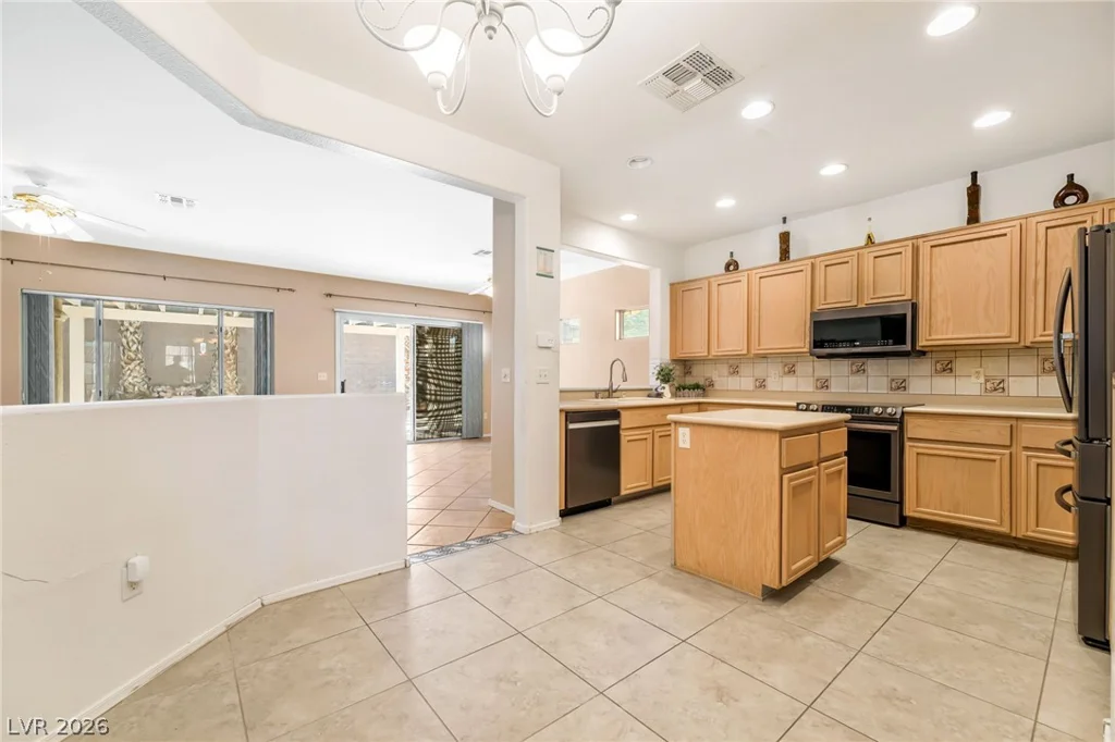 2539 Evansville, Henderson, NV 89052