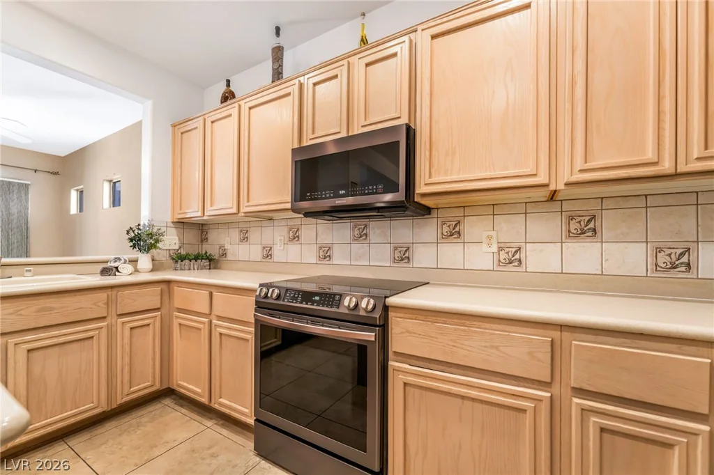2539 Evansville, Henderson, NV 89052