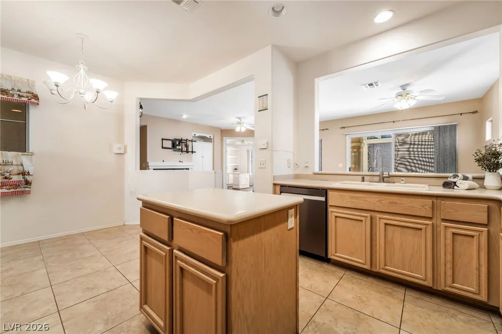 2539 Evansville, Henderson, NV 89052