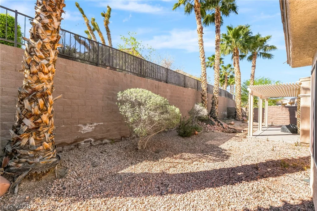 2539 Evansville, Henderson, NV 89052