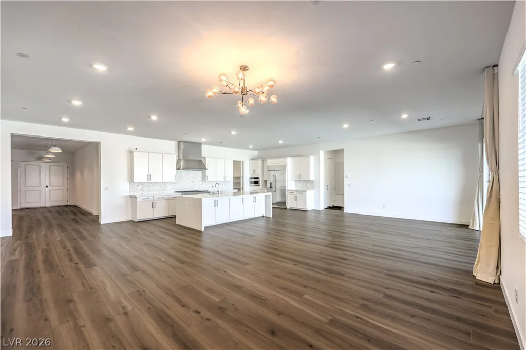 5242 Fisher Falls, Las Vegas, NV 89149