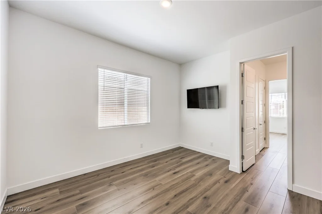 5242 Fisher Falls, Las Vegas, NV 89149