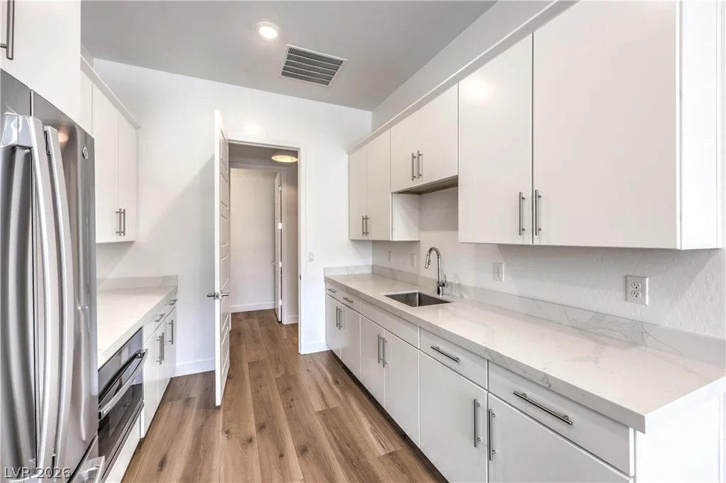 5242 Fisher Falls, Las Vegas, NV 89149