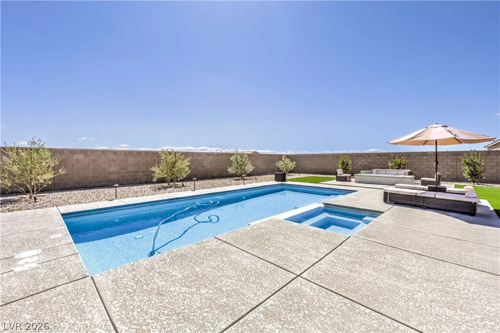 5242 Fisher Falls, Las Vegas, NV 89149