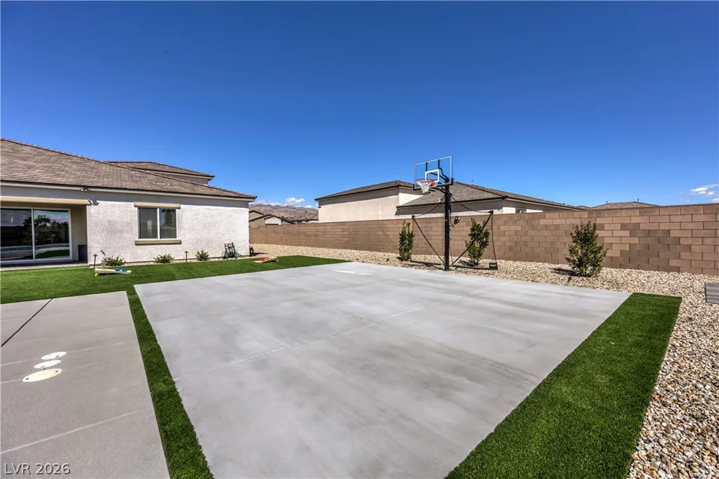 5242 Fisher Falls, Las Vegas, NV 89149