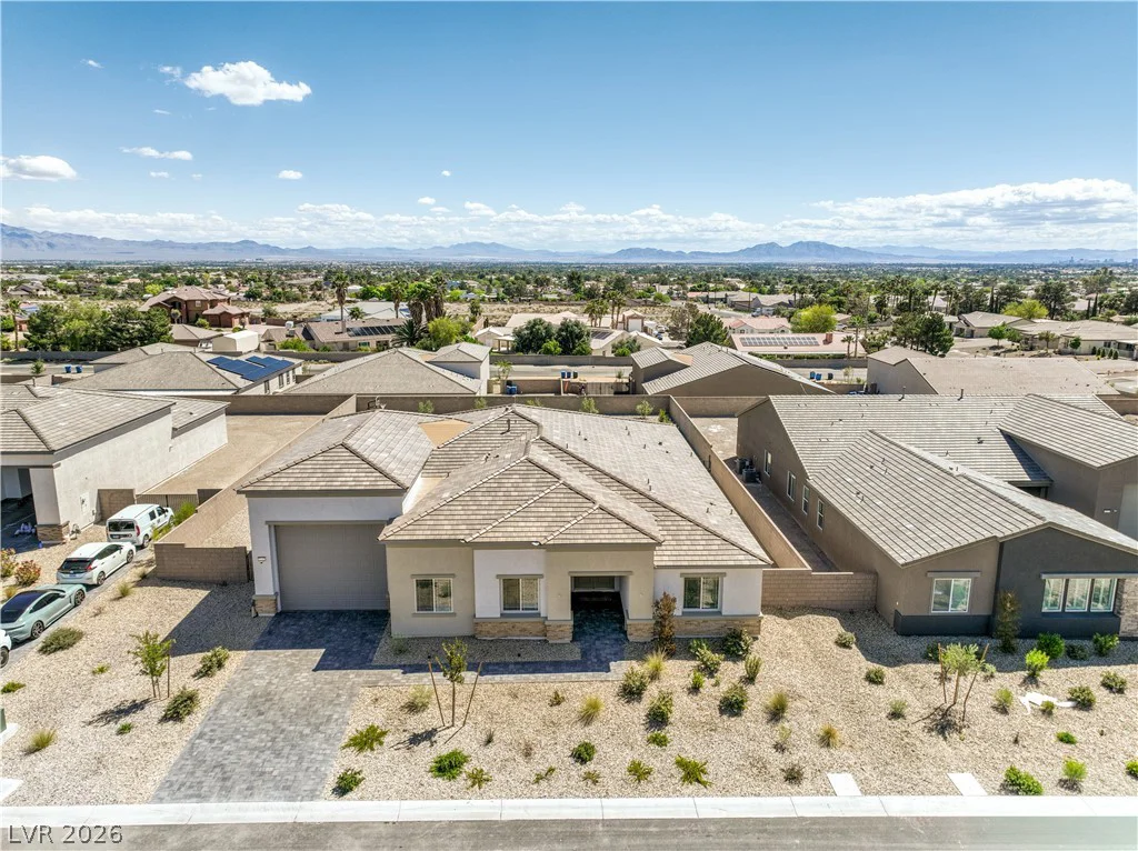 5242 Fisher Falls, Las Vegas, NV 89149