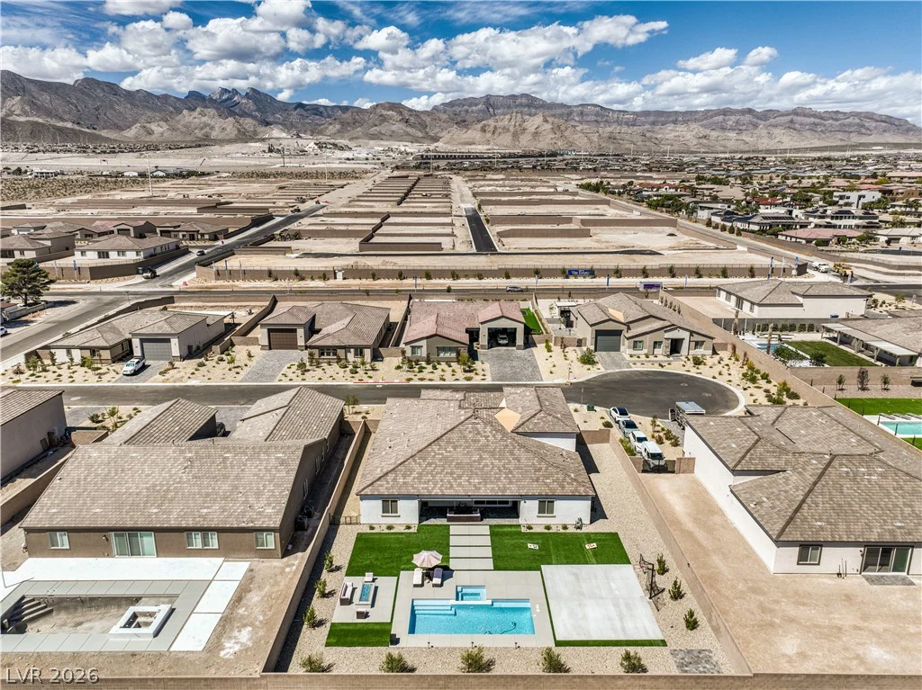 5242 Fisher Falls, Las Vegas, NV 89149