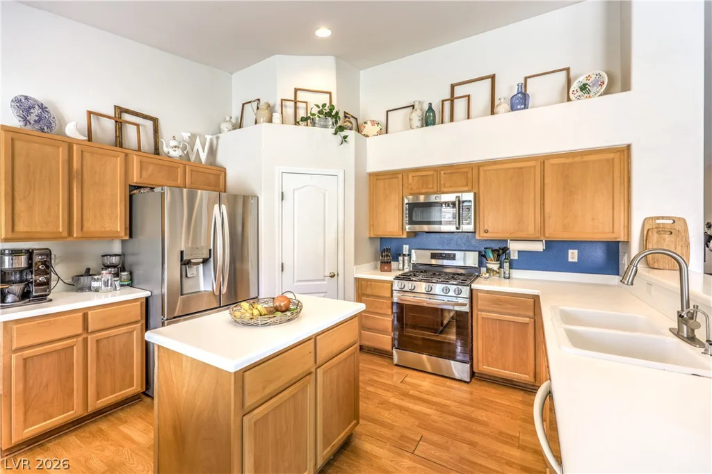 3940 Genoa, Las Vegas, NV 89141