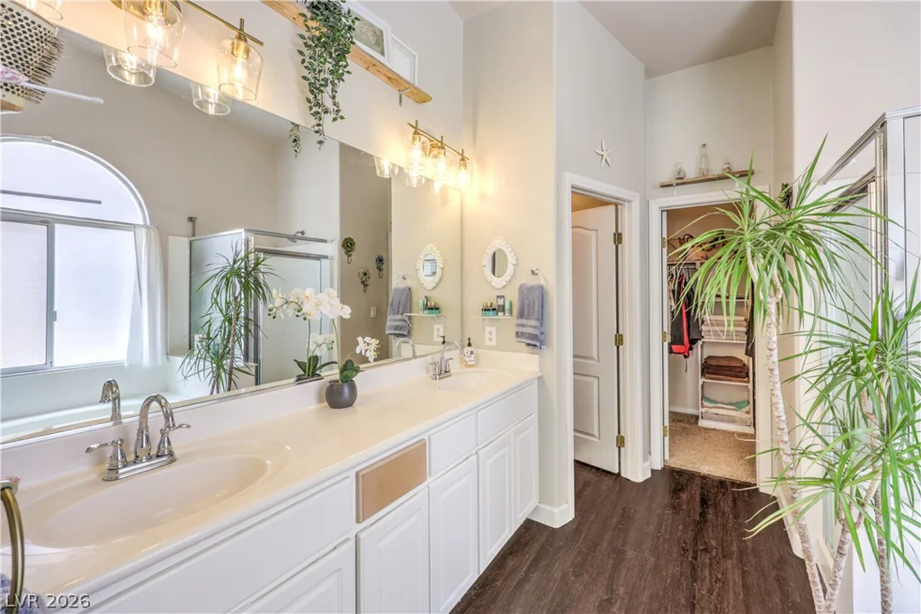 3940 Genoa, Las Vegas, NV 89141