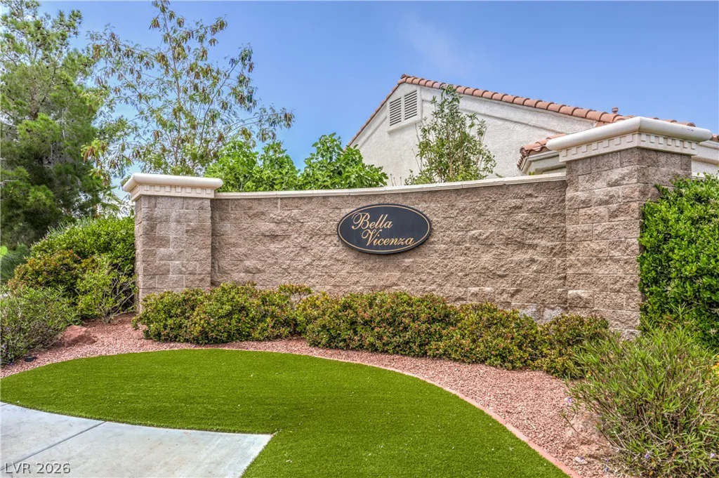 3940 Genoa, Las Vegas, NV 89141