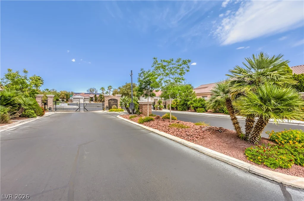 3940 Genoa, Las Vegas, NV 89141