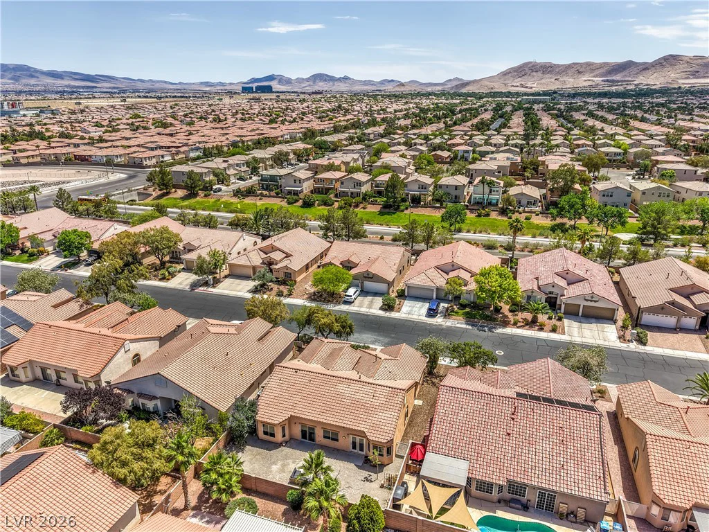 3940 Genoa, Las Vegas, NV 89141
