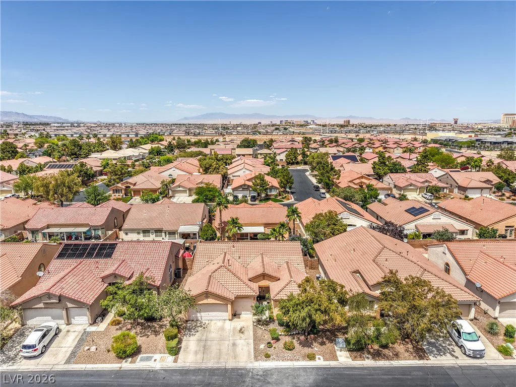 3940 Genoa, Las Vegas, NV 89141