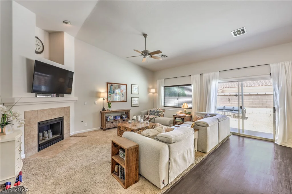 3940 Genoa, Las Vegas, NV 89141
