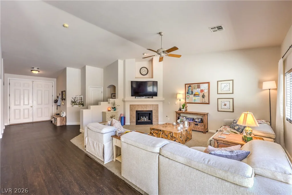 3940 Genoa, Las Vegas, NV 89141