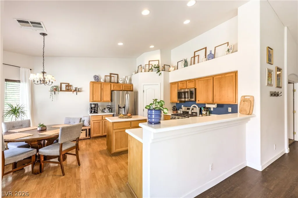 3940 Genoa, Las Vegas, NV 89141