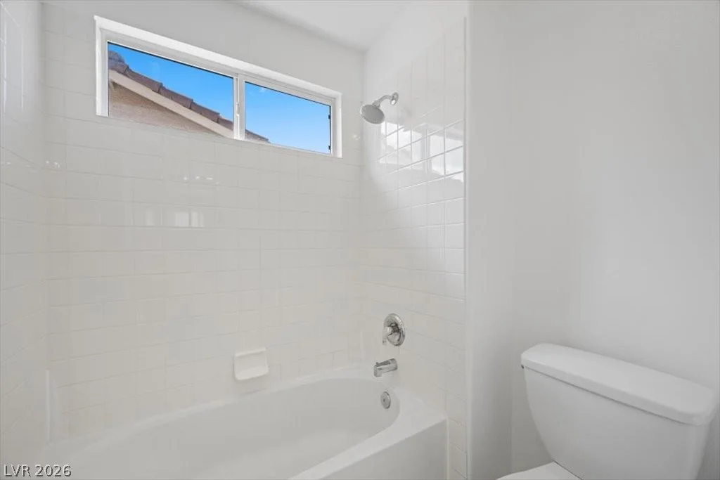 10369 Sleeping Sun, Las Vegas, NV 89129