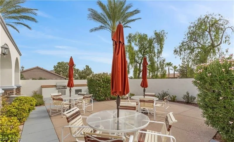 10369 Sleeping Sun, Las Vegas, NV 89129