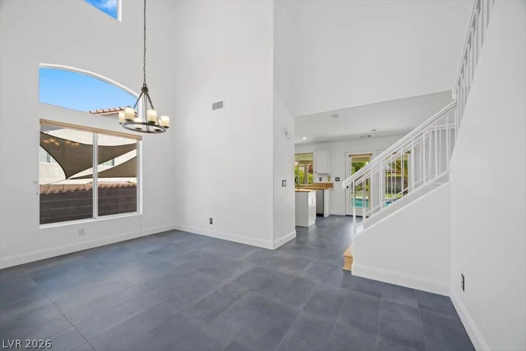 10369 Sleeping Sun, Las Vegas, NV 89129