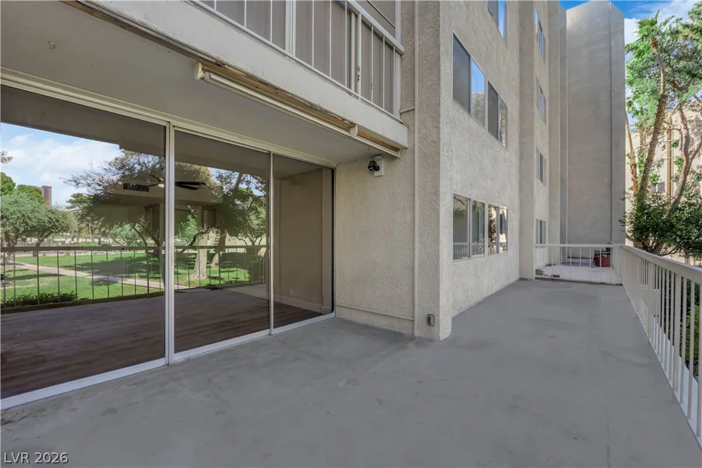 750 Royal Crest, Las Vegas, NV 89169