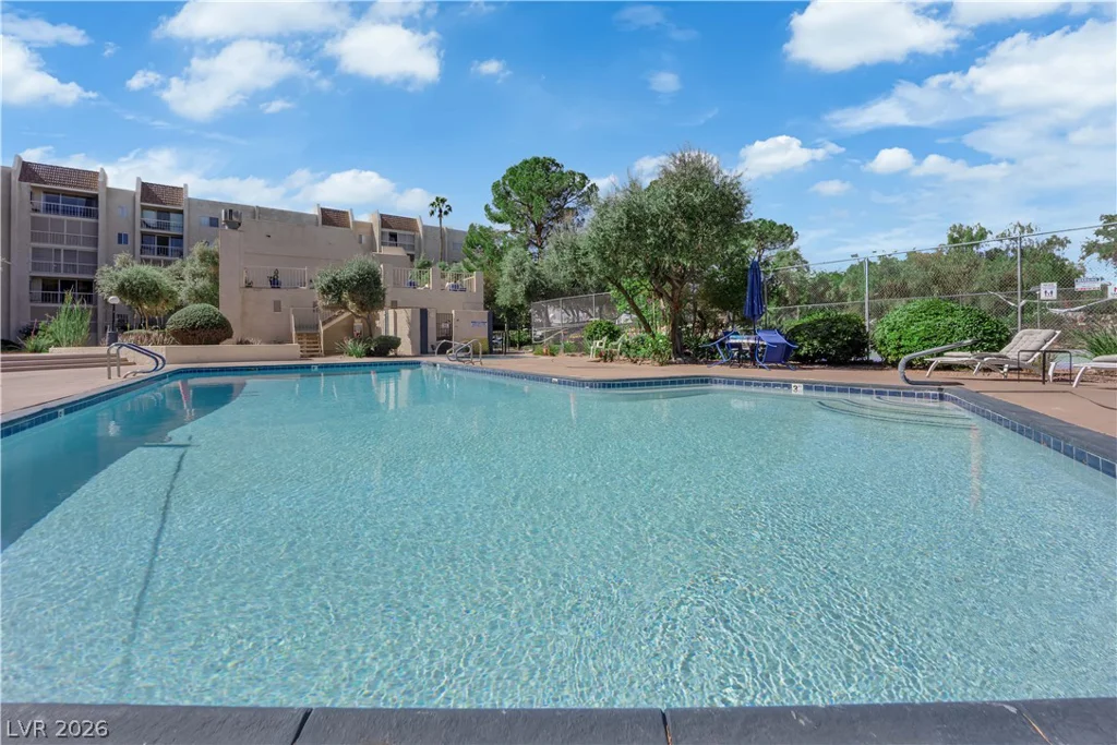 750 Royal Crest, Las Vegas, NV 89169