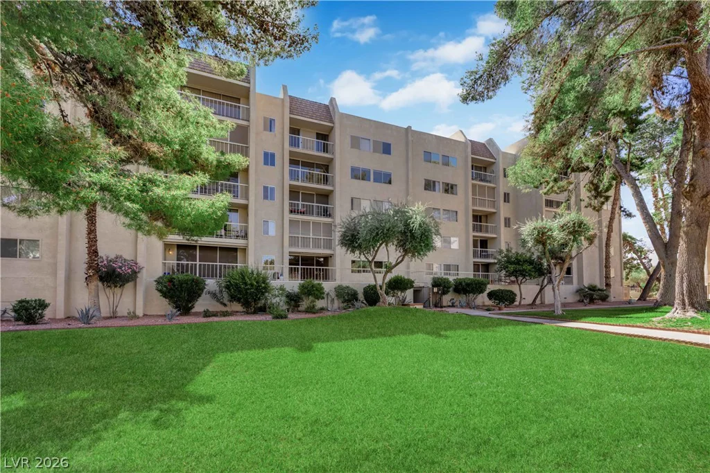 750 Royal Crest, Las Vegas, NV 89169