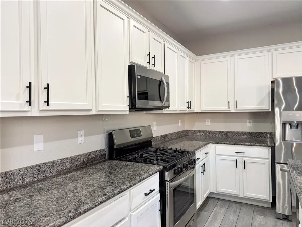 594 Crying Bird, Las Vegas, NV 89178