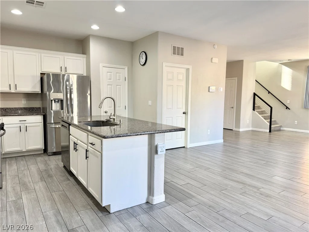 594 Crying Bird, Las Vegas, NV 89178