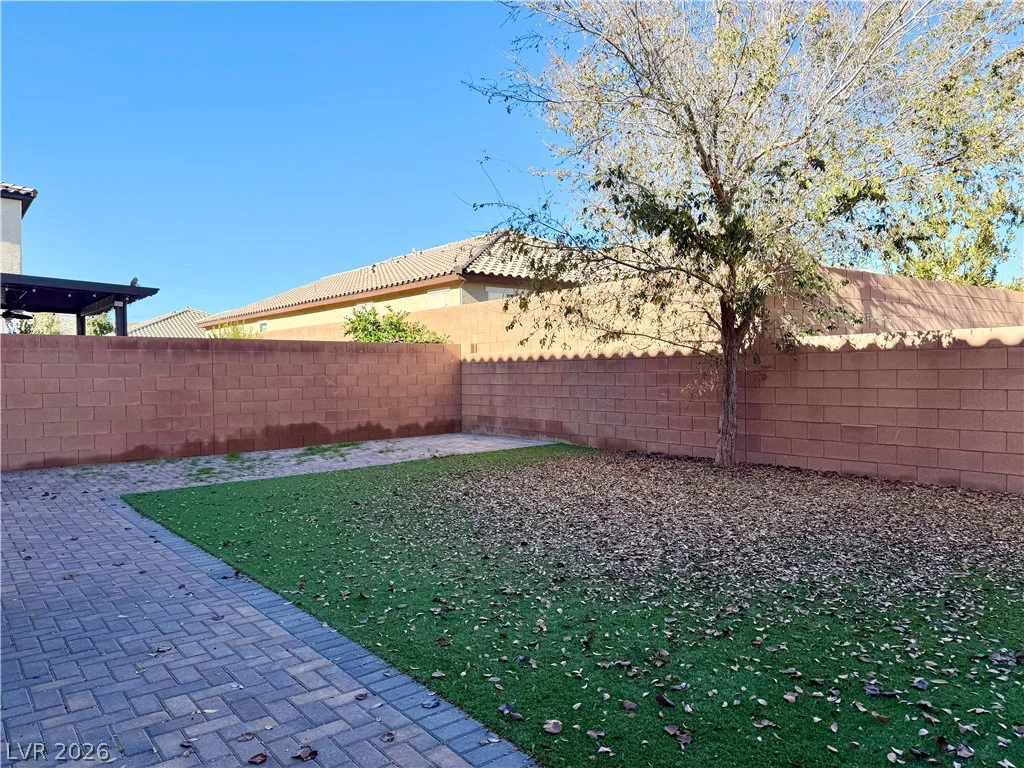 594 Crying Bird, Las Vegas, NV 89178