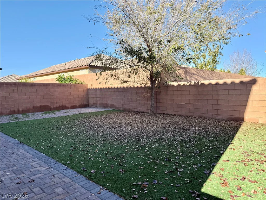 594 Crying Bird, Las Vegas, NV 89178