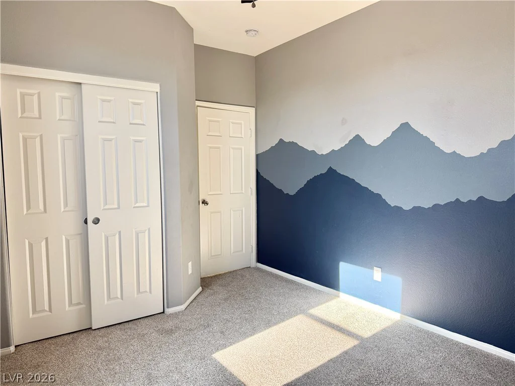 594 Crying Bird, Las Vegas, NV 89178