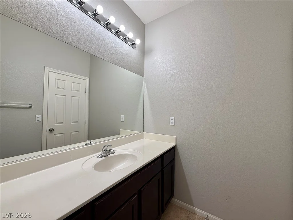 594 Crying Bird, Las Vegas, NV 89178