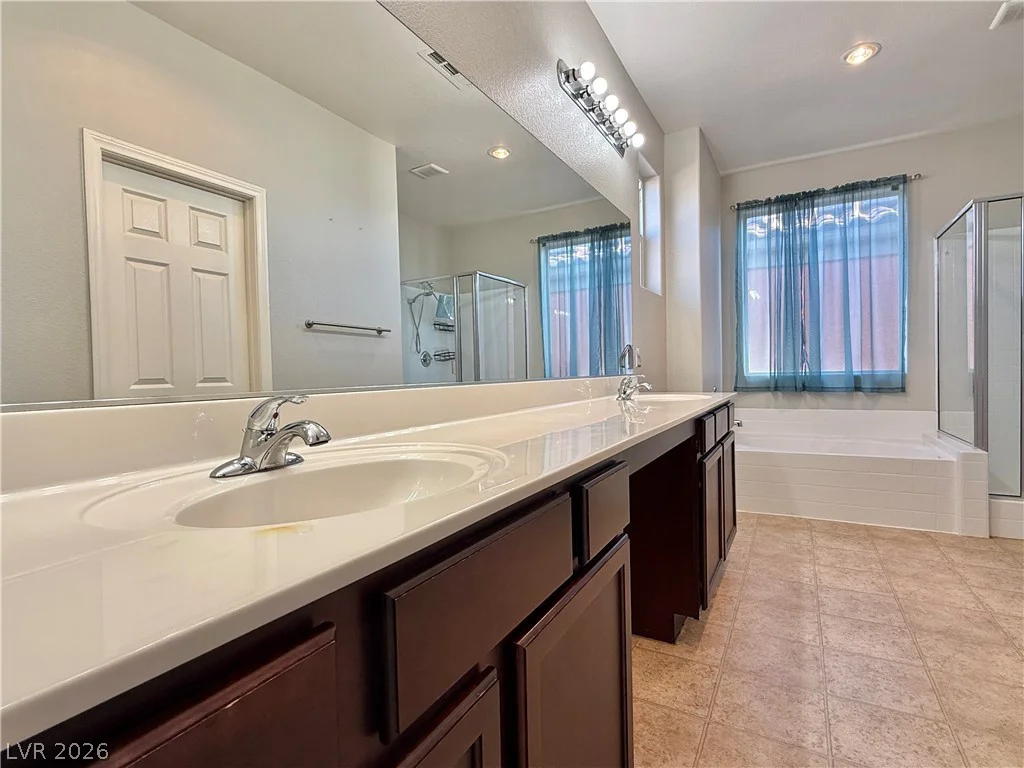 594 Crying Bird, Las Vegas, NV 89178