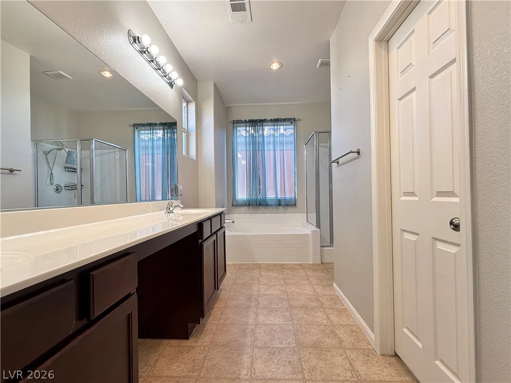 594 Crying Bird, Las Vegas, NV 89178