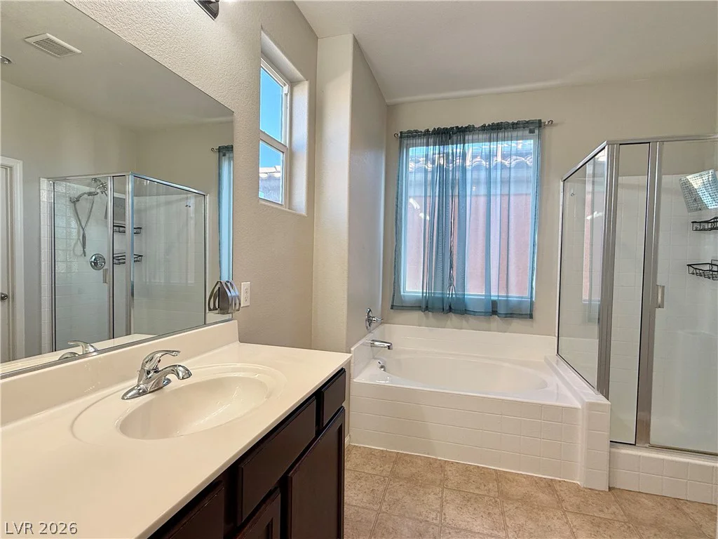 594 Crying Bird, Las Vegas, NV 89178