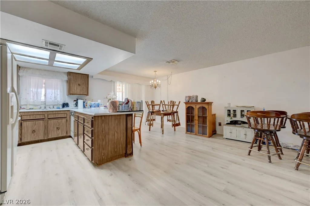 704 Willow, Henderson, NV 89002