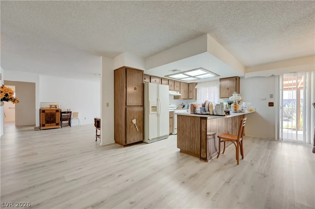 704 Willow, Henderson, NV 89002
