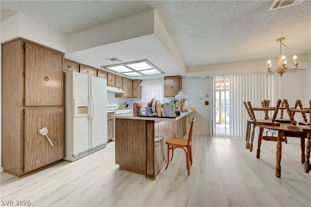 704 Willow, Henderson, NV 89002