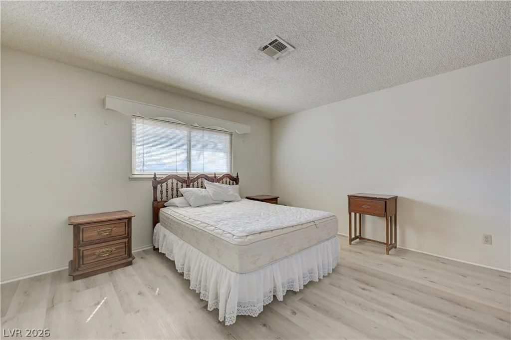 704 Willow, Henderson, NV 89002