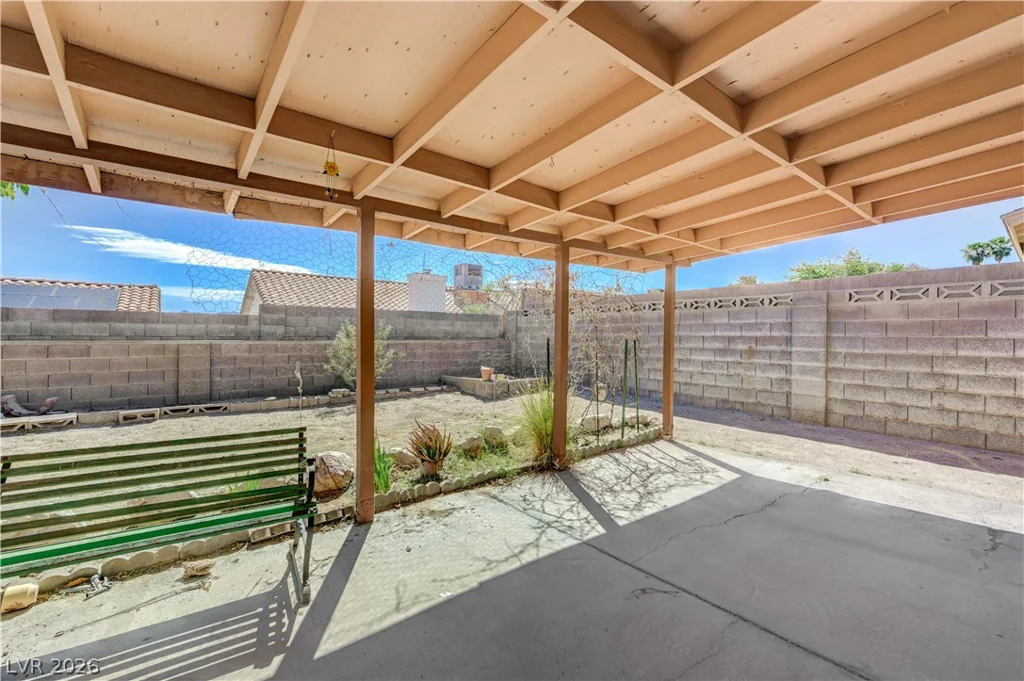 704 Willow, Henderson, NV 89002