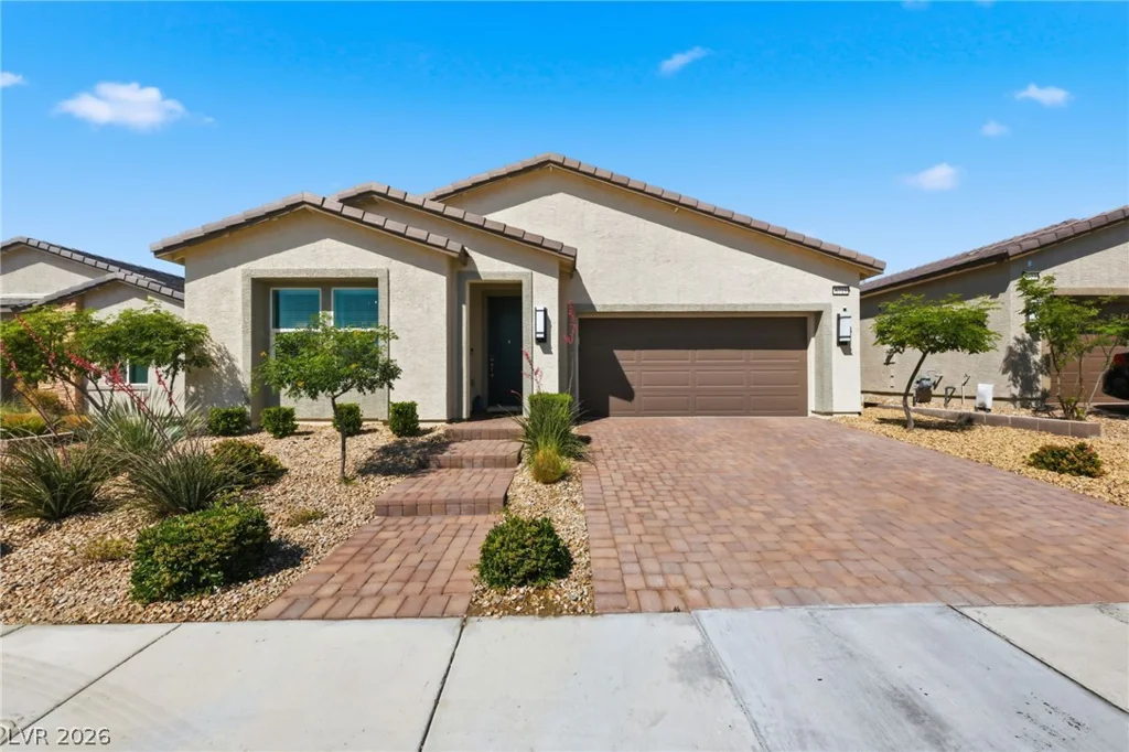 6719 Traveling Palmer, North Las Vegas, NV 89086