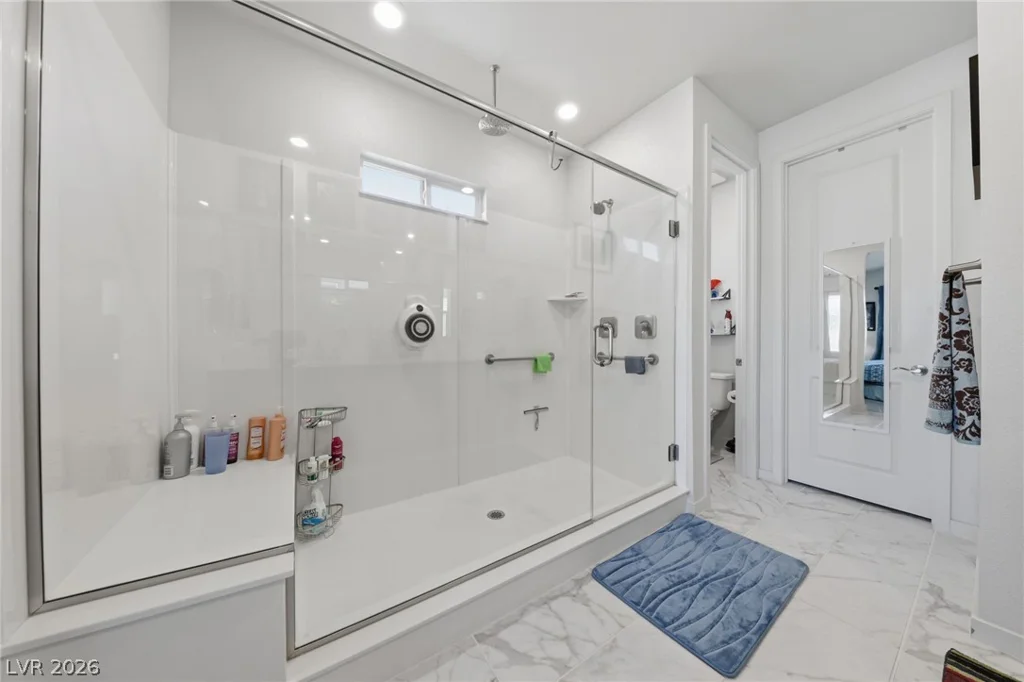 6719 Traveling Palmer, North Las Vegas, NV 89086