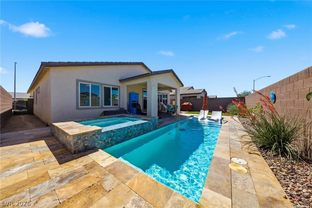 6719 Traveling Palmer, North Las Vegas, NV 89086