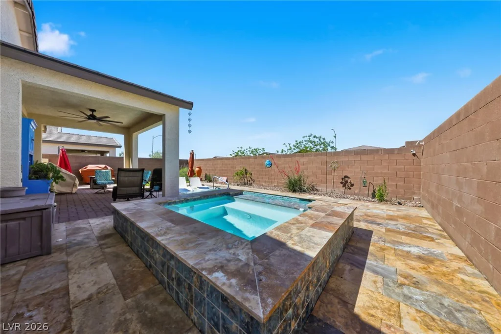 6719 Traveling Palmer, North Las Vegas, NV 89086