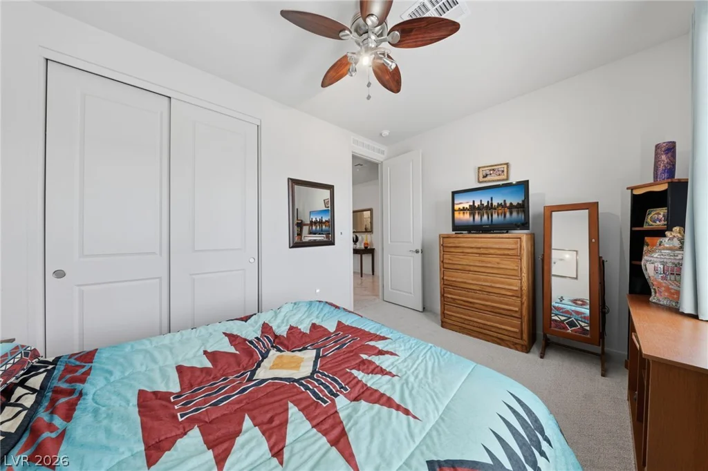 6719 Traveling Palmer, North Las Vegas, NV 89086