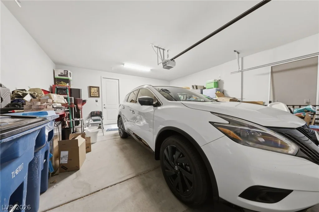 6719 Traveling Palmer, North Las Vegas, NV 89086