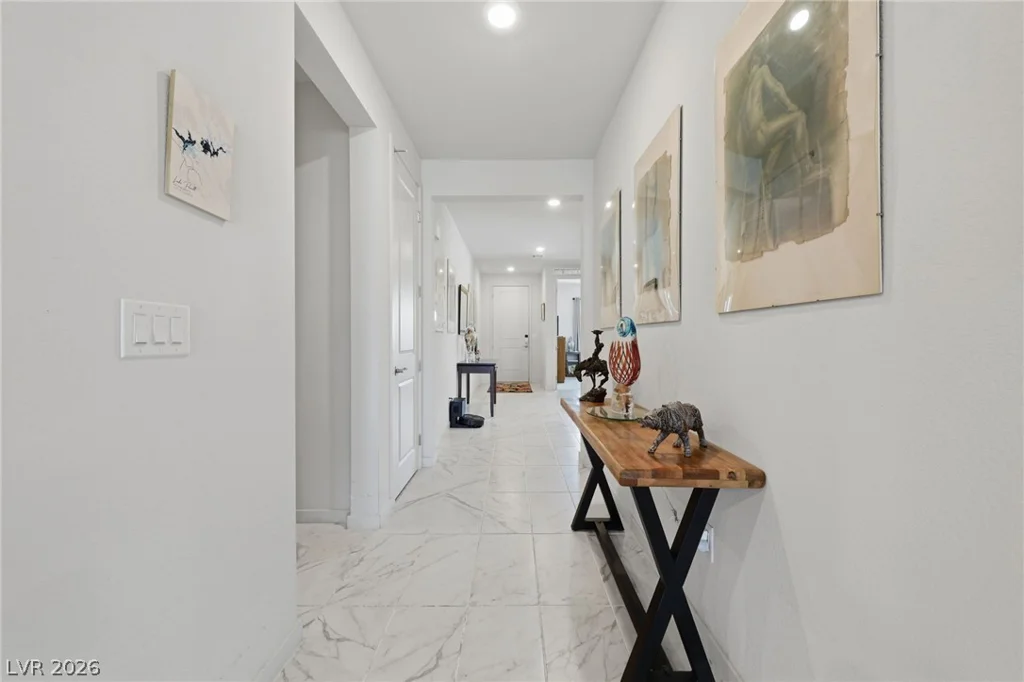 6719 Traveling Palmer, North Las Vegas, NV 89086