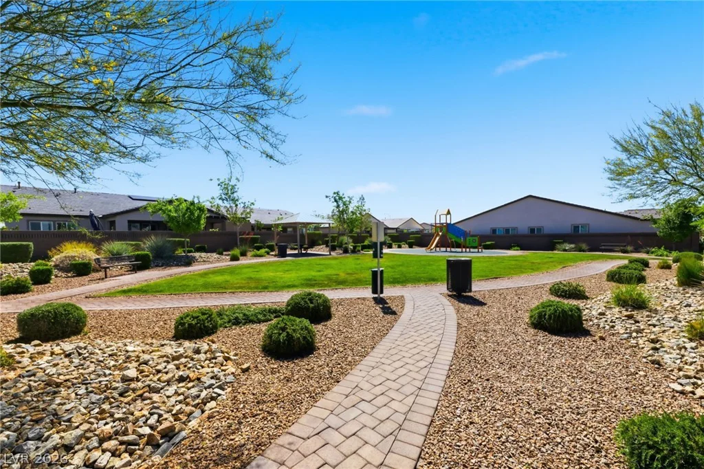 6719 Traveling Palmer, North Las Vegas, NV 89086