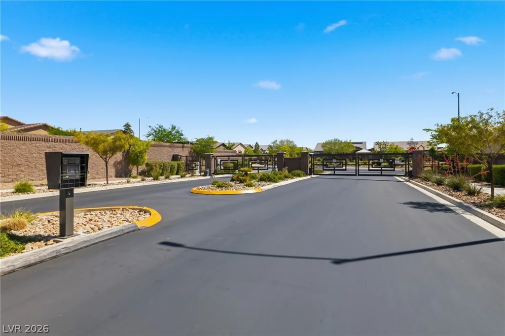 6719 Traveling Palmer, North Las Vegas, NV 89086